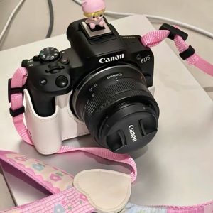 Ốp bảo vệ Canon R50 chống trầy xước, thiết kế vừa vặn