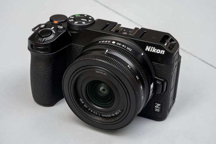 Nikon Z30_ První pohled – Jde to i bez hledáčku