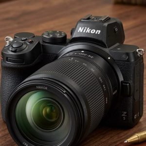 Nikon Z5-full-frame chụp đẹp, chống rung 5 trục